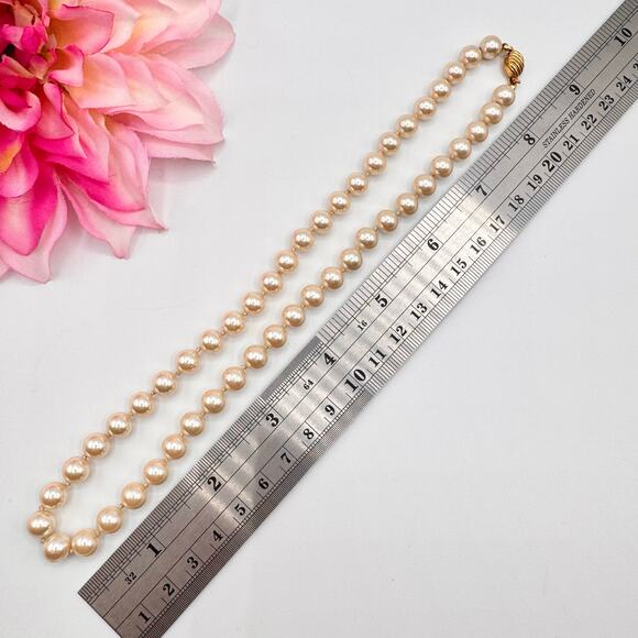 Vintage Ivory Glass Pearl Hand Knotted Necklace Box Clasp Wedding Bridal 18” - Picture 10 of 12